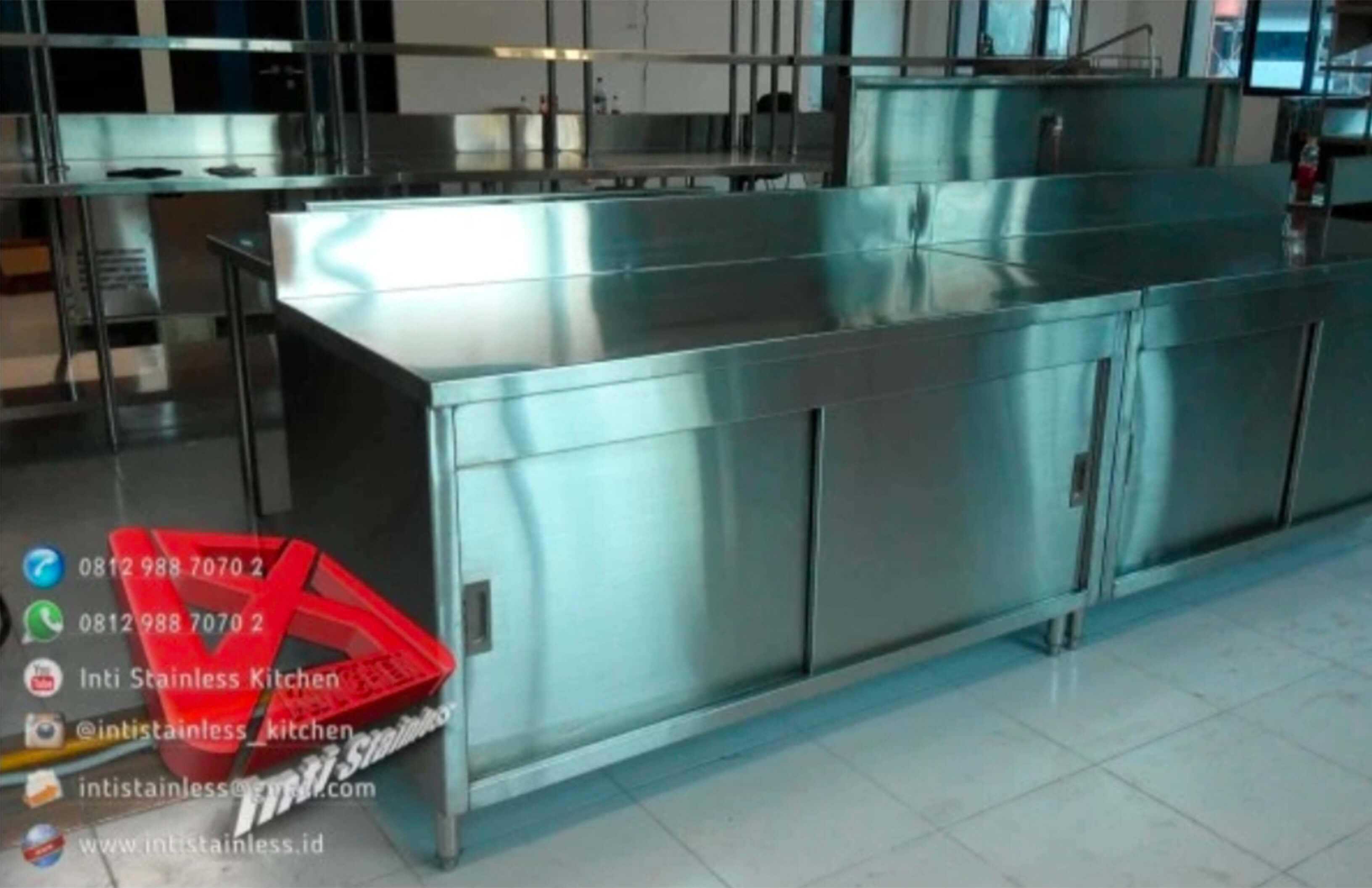 Meja Kabinet Sliding Doors